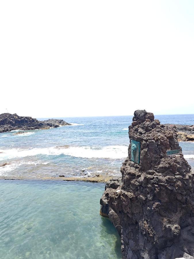 Cozy Apartment In Front Of The Natural Pools El Pris Exterior foto