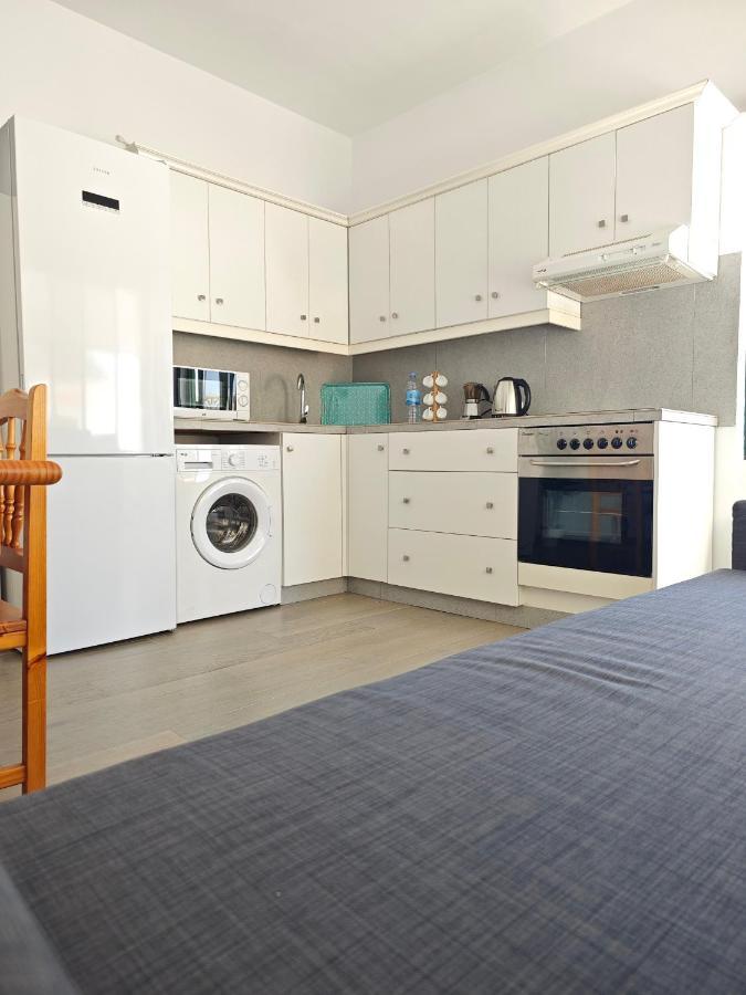 Cozy Apartment In Front Of The Natural Pools El Pris Exterior foto