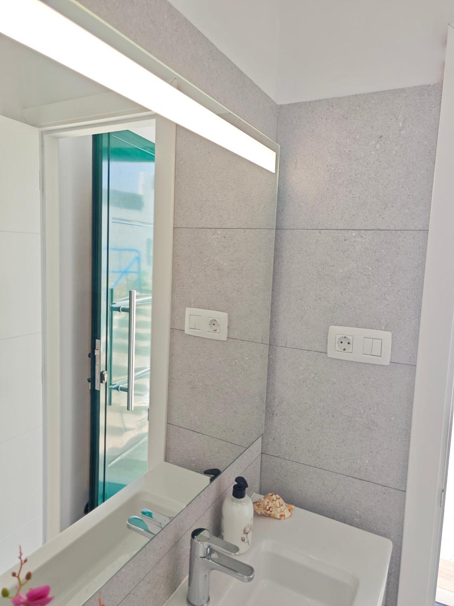 Cozy Apartment In Front Of The Natural Pools El Pris Exterior foto